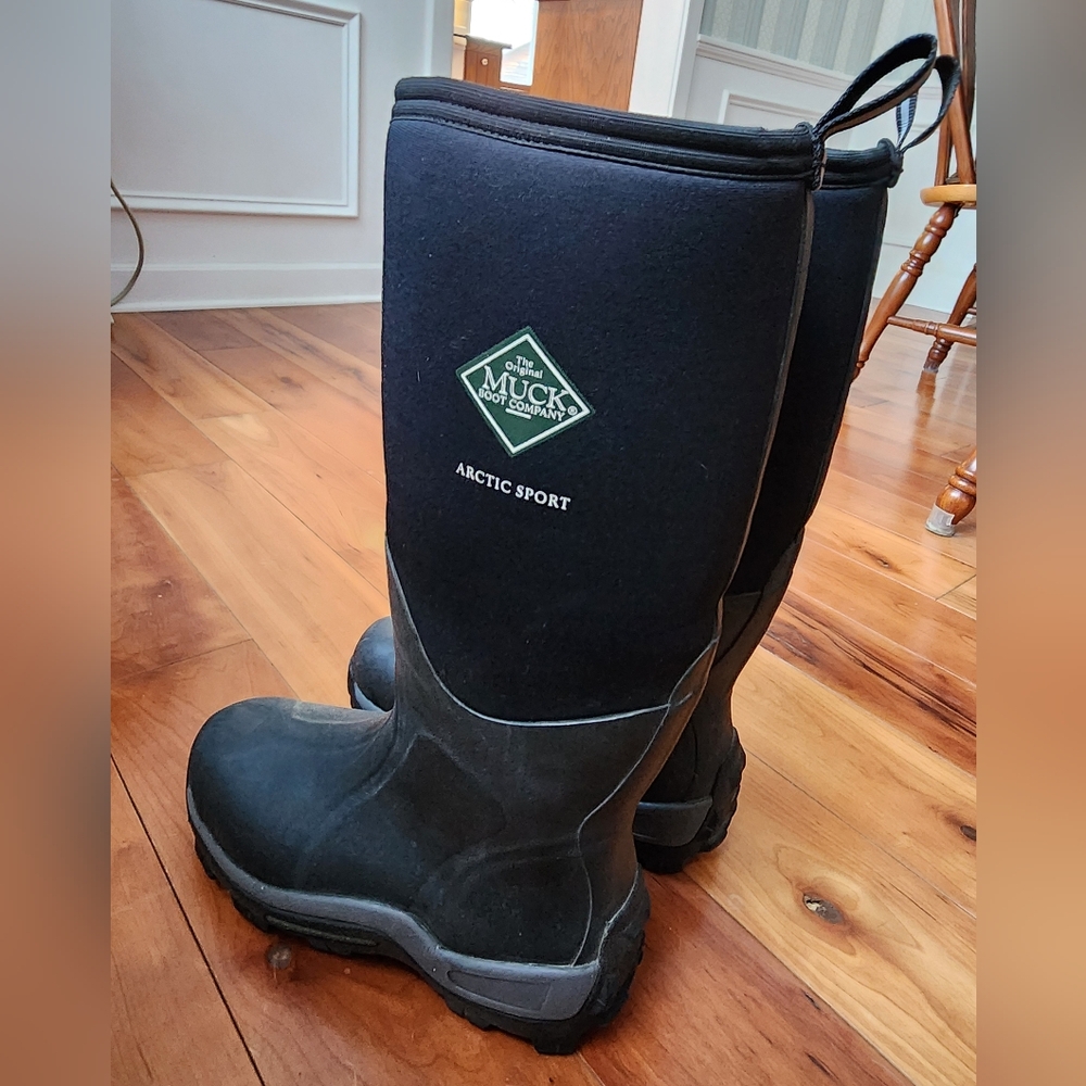 Women's 9 Men's 8 Arctic Sport Muck Boots